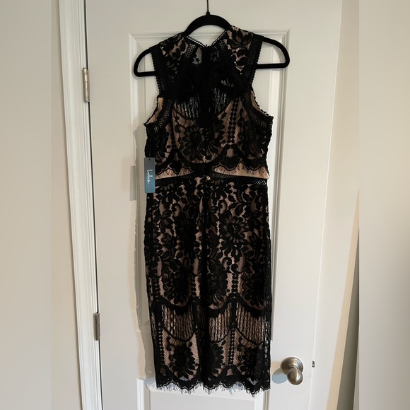 Lulu’s Black Lace Dress - Picture 3 of 3